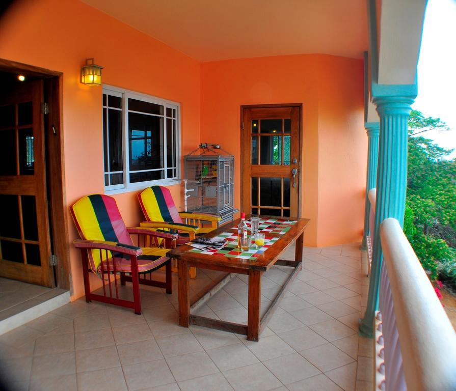 Jah Freedom Hotel Negril Luaran gambar