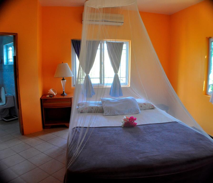 Jah Freedom Hotel Negril Bilik gambar