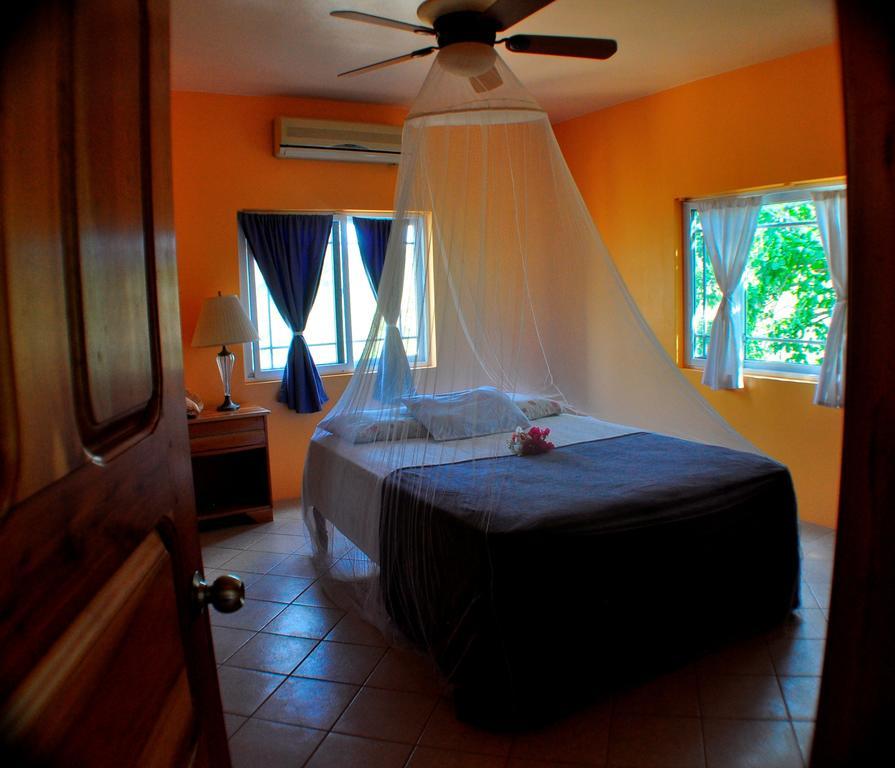 Jah Freedom Hotel Negril Luaran gambar