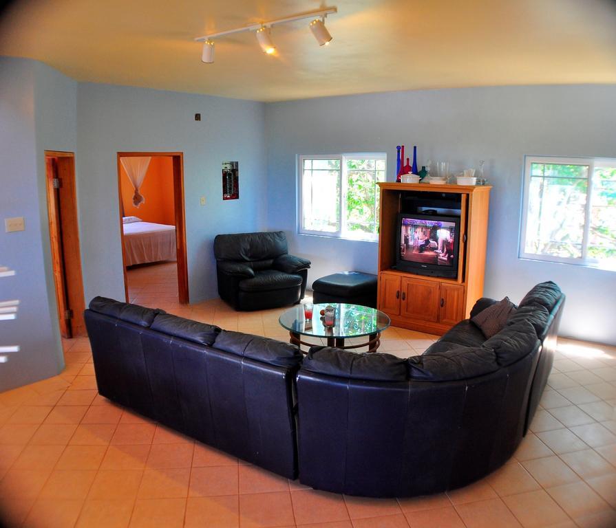Jah Freedom Hotel Negril Luaran gambar